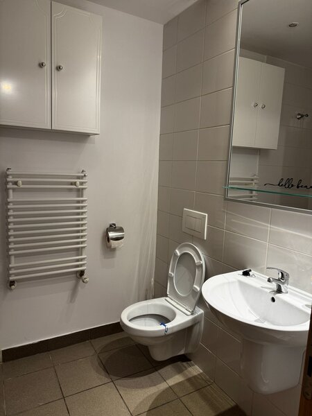 Dristor apartament de inchiriat, este in bloc residence